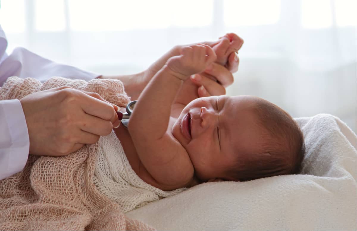 宝宝检查,从出生3~5天至2岁的健康检查一览。