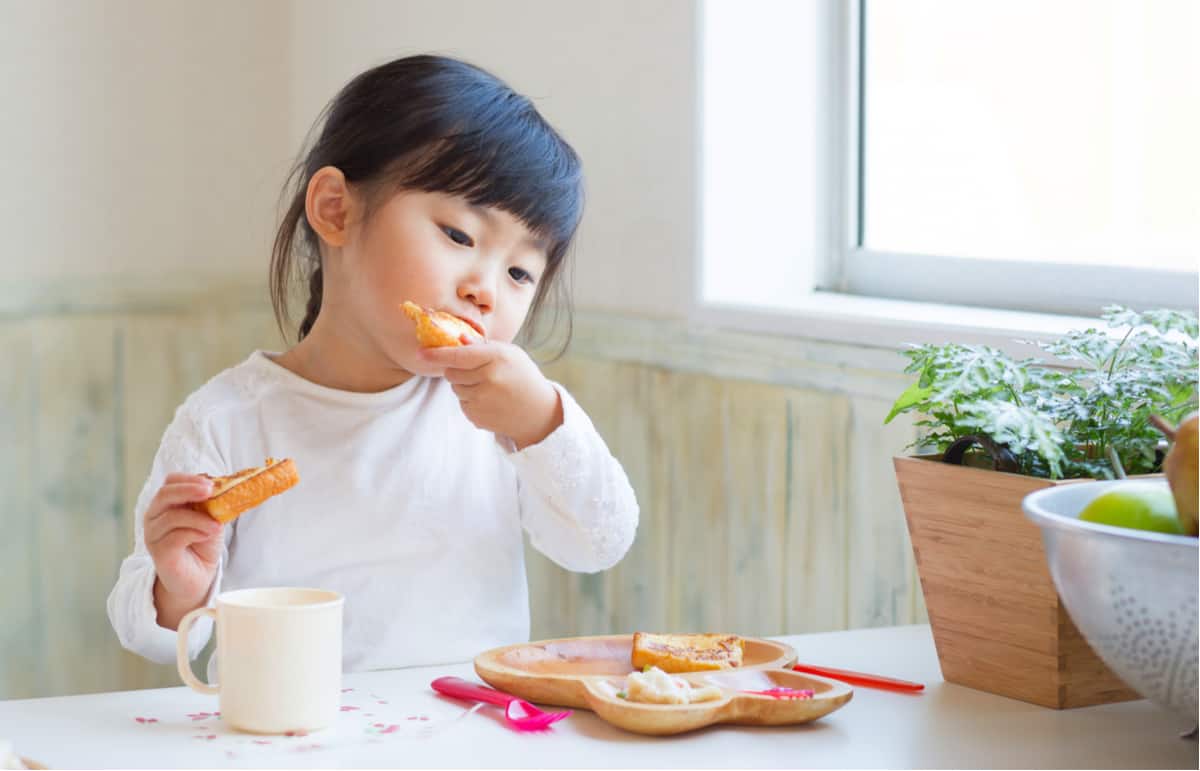 早上再匆忙~都要讓小孩吃早餐才健康