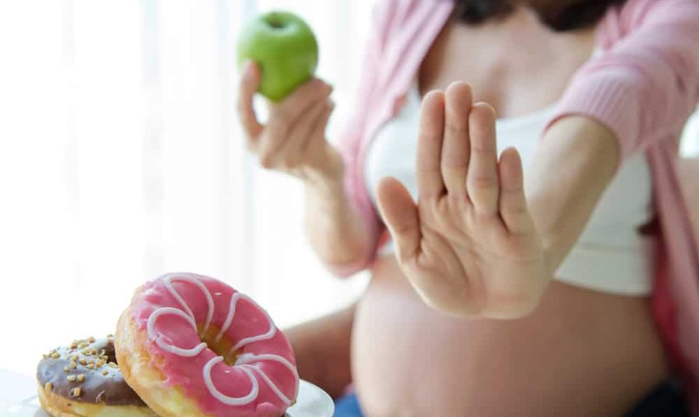 在怀孕后完全断绝喜爱的食物等于是一场恶梦