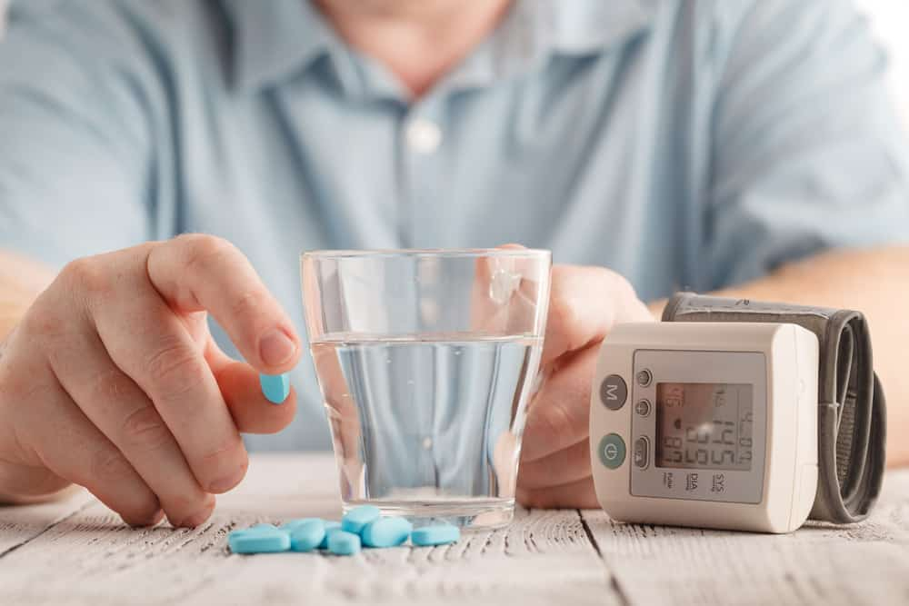 高血压标准是多少？高血压症状、原因、种类、治疗照护完整看