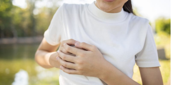 乳房紅腫 疼痛竟患乳腺炎 了解非哺乳期乳腺炎原因 症狀 治療 Hello 醫師