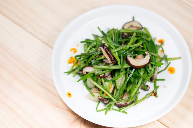 水蓮低卡高纖消水腫 3道水蓮料理易上手 在家也能輕鬆做 Hello 醫師