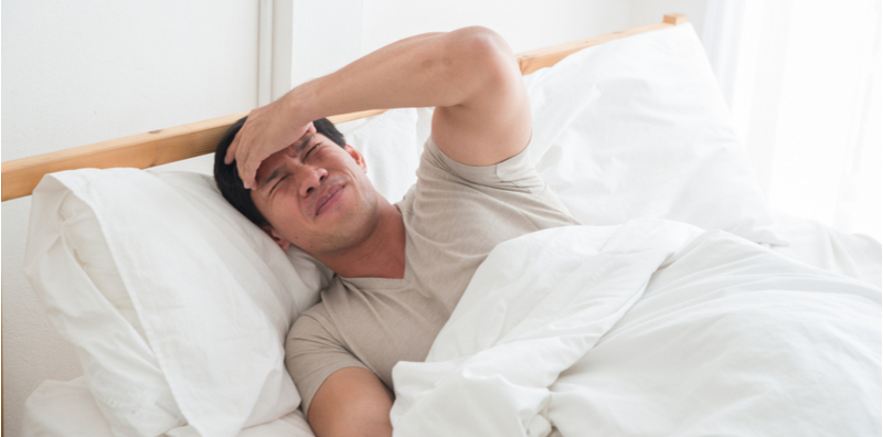 睡太久會怎樣？除了頭痛、身體痠痛，還可能失智？這8招打造優良睡眠品質