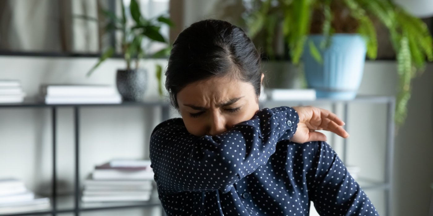 一直咳嗽怎麼辦？7種有效止咳方法：喝什麼、做什麼一次懂