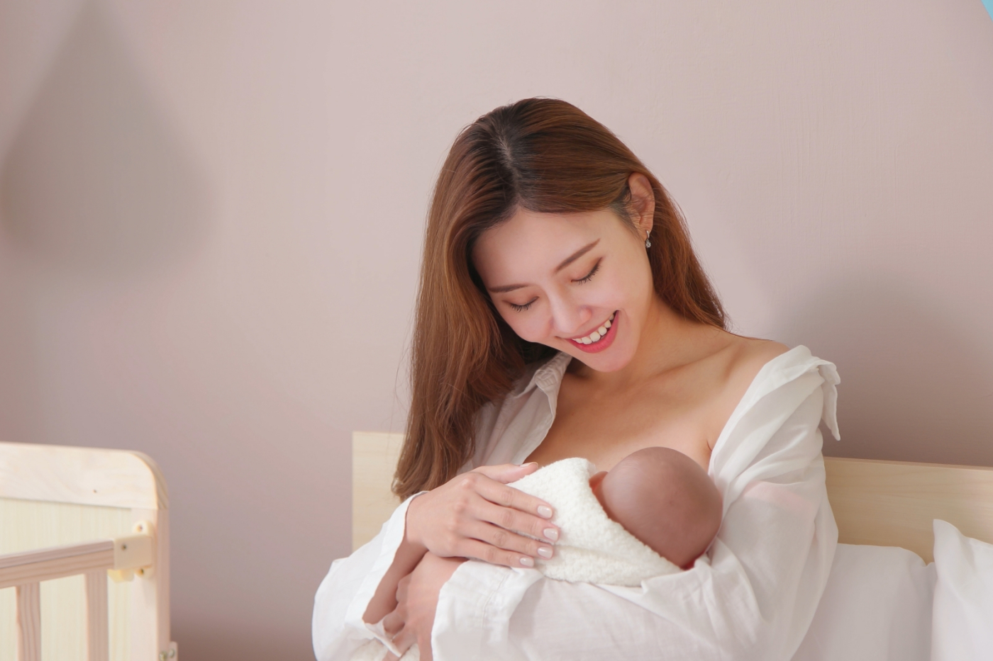 腸絞痛怎麼辦？母乳益菌「羅伊氏菌」是什麼？羅伊氏益菌專利菌株解析！