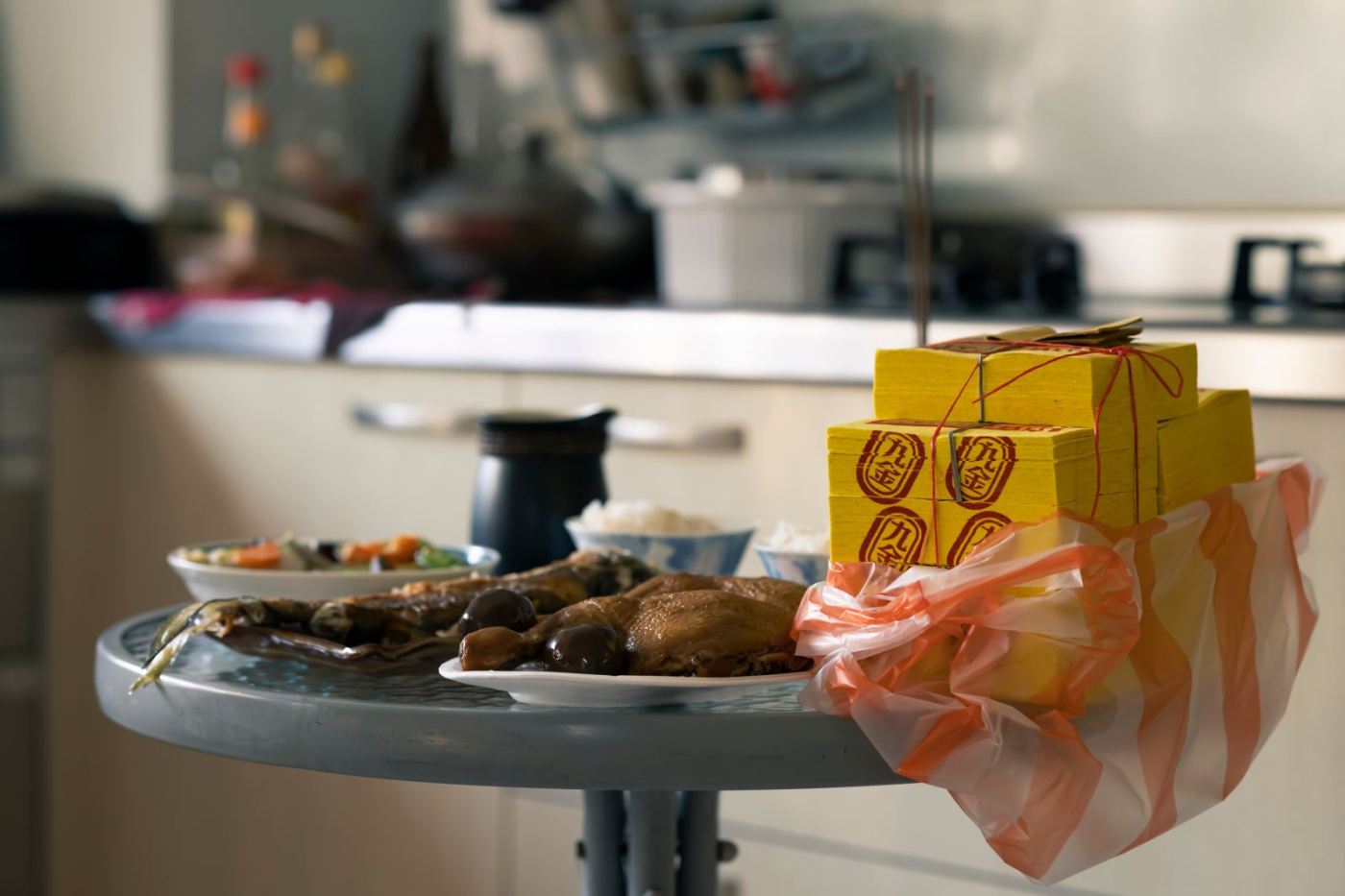 拜地基主必看攻略：拜拜節日、時間、供品食物、擺法與方向