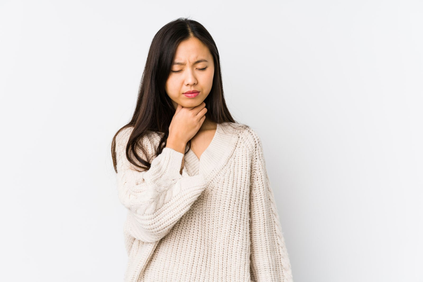 綠痰、黃痰代表什麼？7種痰的顏色解析！原因、疾病一次看