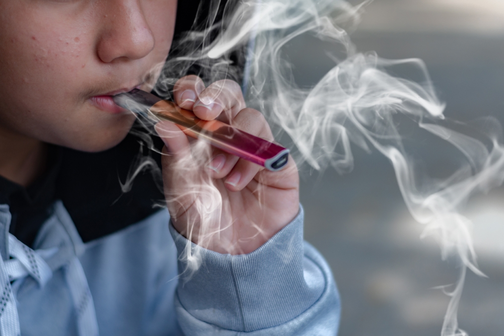 發現家人或朋友疑似吸食電子煙毒該怎麼辦